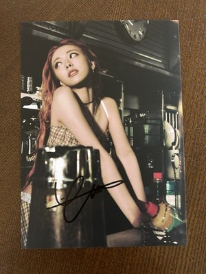 ITZY Yuna Girls Will Be Girls Signed Postcard Auto US Exclusive | eBay
