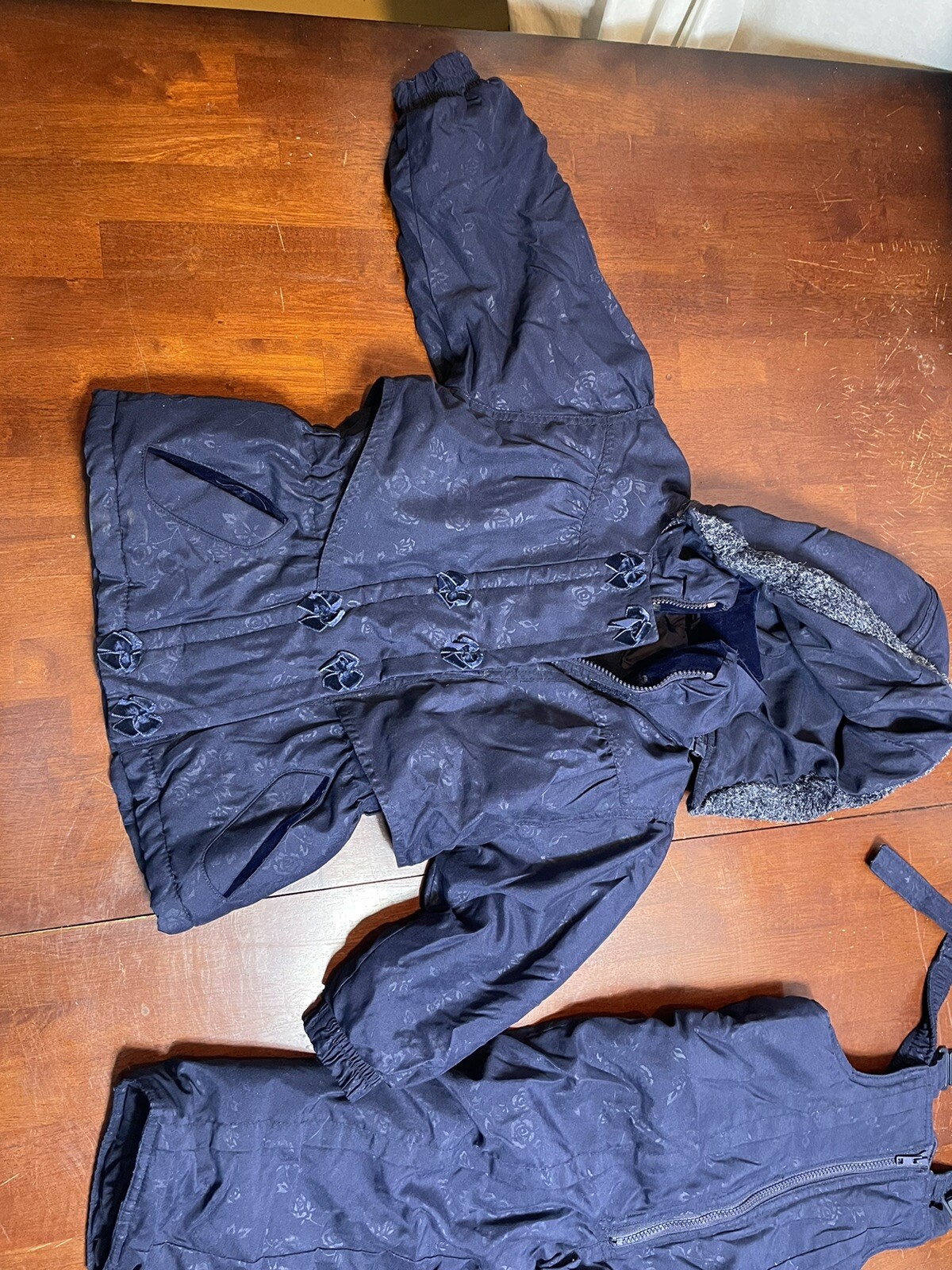 Picture 2 of 5