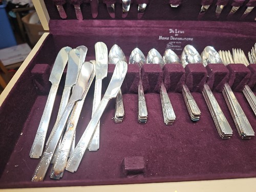 1938, 80 Piece Oneida GRENOBLE flat Ware Set. Complete For 8, Silver Plate - Picture 7 of 14