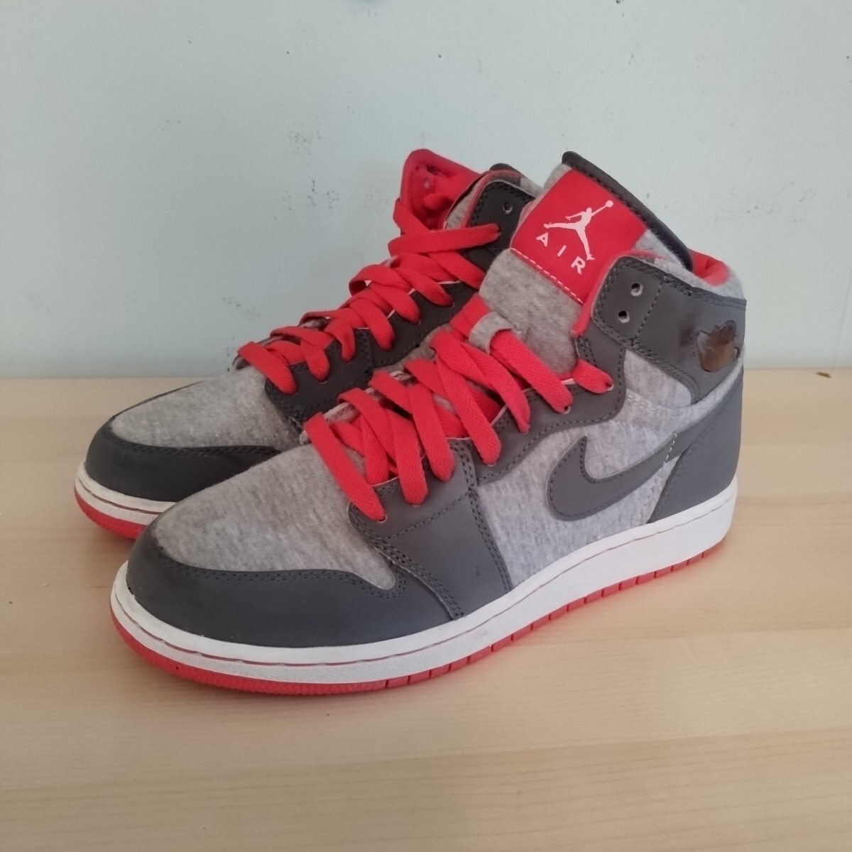 シューズ(女性用) NIKE AIR JORDAN 1 RETRO HIGH OG GS 7Y 7Y Nike Air Jordan 1 High Girls GS sneakers kids girls youth