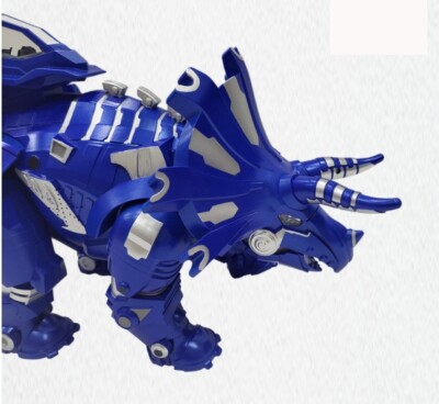 Express* Armored Saurus Triceratops Caesar Dinosaur Led Sound