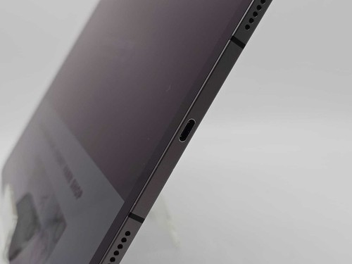 Apple iPad Pro 12.9 Inch (5th Gen) 128GB Wi-Fi and Cellular Space Grey - Picture 9 of 12