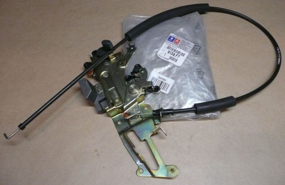 Serrure de porte coulissante Berlingo Partner 9138.F7 mécanisme de fermeture latérale