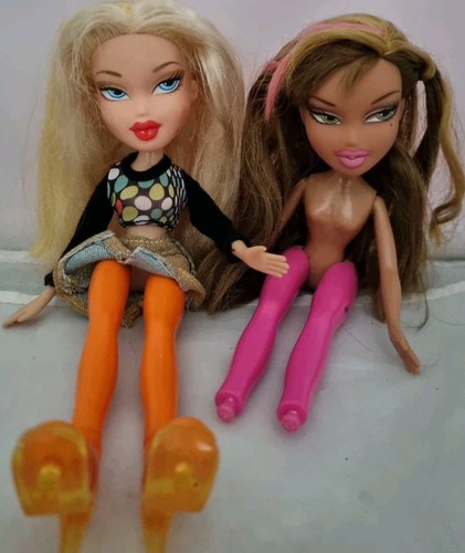 Bratz Cloe and Yasmin I- Candy Not Complete