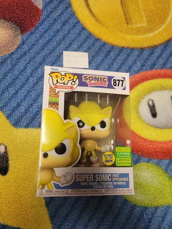 Funko Pop! Vinyl: Sonic the Hedgehog - Super Sonic First Appearance (Glows) #877