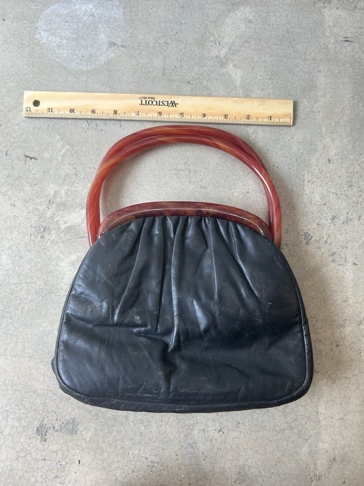 Picture 3 of 6