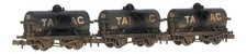 373-665 Graham Farish N Gauge Pack Of 3 14T Tank Wagons 'Tarmac' - Weathered