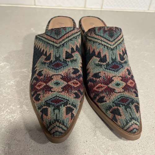 Wonderly Lasso heelsMules Slip On Size 6M boho western - Picture 2 of 10