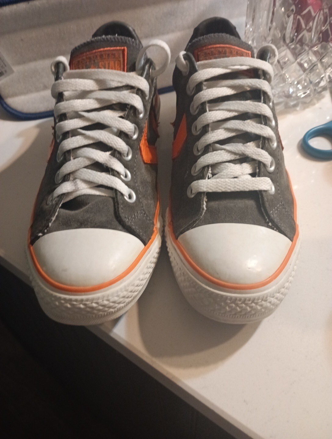 Stylish Unisex Converse Suede Sneakers for Every Occasion