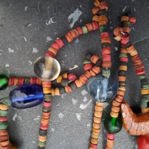 Vintage African Colourful Wooden Carved Animal Glass Beaded Necklace 28" - Picture 11 of 13