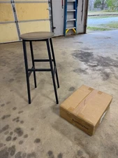 MAHANCRIS Kitchen Bar Stool Round Bar Chair w/Footrest 24.4" Brown