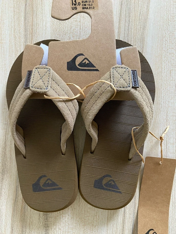 Quicksilver Youth 13 Boys Carver Suede Flip Flop Sandals Kids Tan NEW - Image 2 of 4