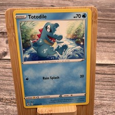 Pokmon Totodile 055264 Fusion Strike Regular Common Hp 70 Rain Splash