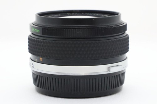 OLYMPUS OM ZUIKO AUTO-W 28mm F2.8 Lens with Caps and Hood - Picture 6 of 12