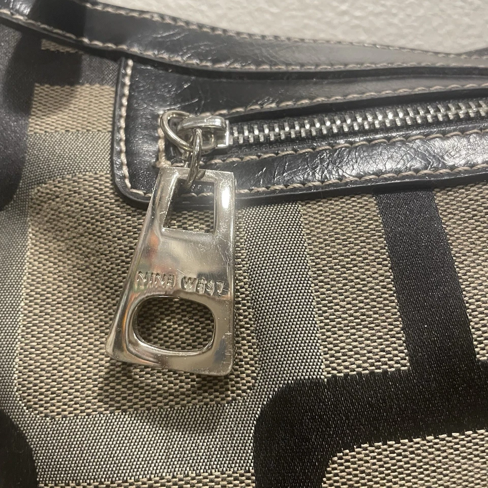 Y2K Nine West Shoulder Bag Purse Mod Geometric Square Monogram Black Taupe 2000s - Image 3 of 4