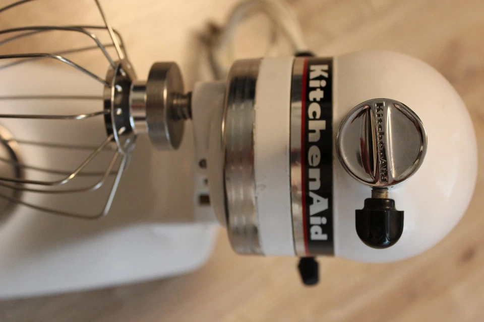 Kitchen Aid ULTRA POWER 300Watt Weiß 5KSM90EWH 220-240Volt Neues Zubehör! - Bild 4 von 4