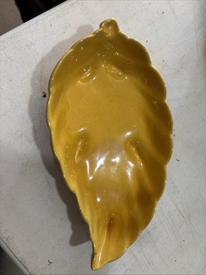 Frankoma 225 Leaf Dish Yellow Glaze Mid-Century Vintage Pottery USA 9.5  Long