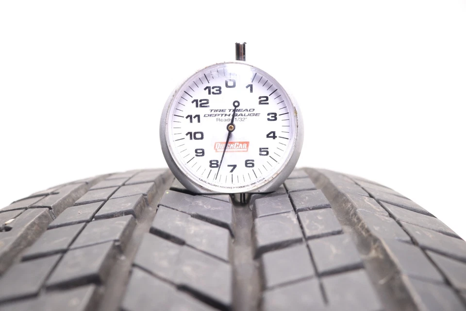 Set of 2 Used 235/65R17 Yokohama BluEarth S34TZ - 103T - 7.5-8.5/32 No Repairs - Image 3 of 4