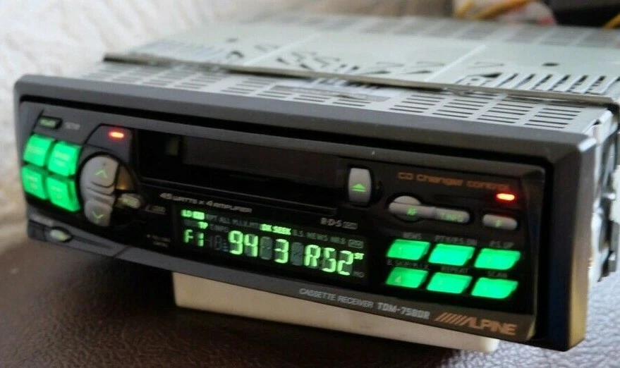 ALPINE TDM -7580J 注目ショップ - カーオーディオ