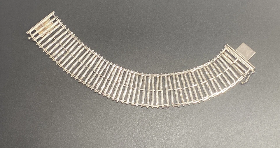 925 Italy Milor Bracelet Heavy LINK DESIGNER Signed 8 in FINE � - Image 2 of 4