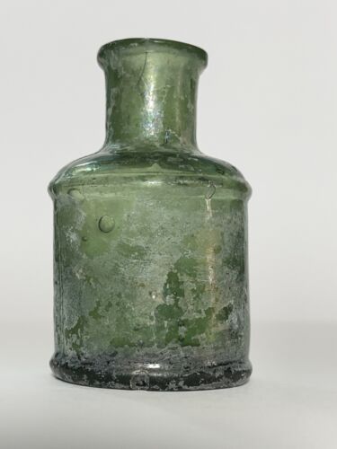 Alter antiker Tintenstrahl aus dem 19. Jahrhundert. Tintenbrunnenglas. Das Glas ist dick - Bild 1 von 14