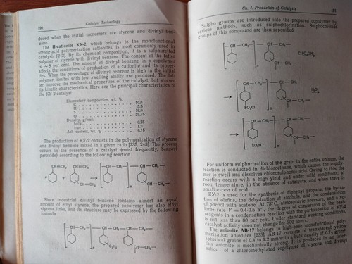 Catalyst Technology by I. Mukhlyonov Dobkina Mir Publishers Moscow 1976 - Picture 18 of 24