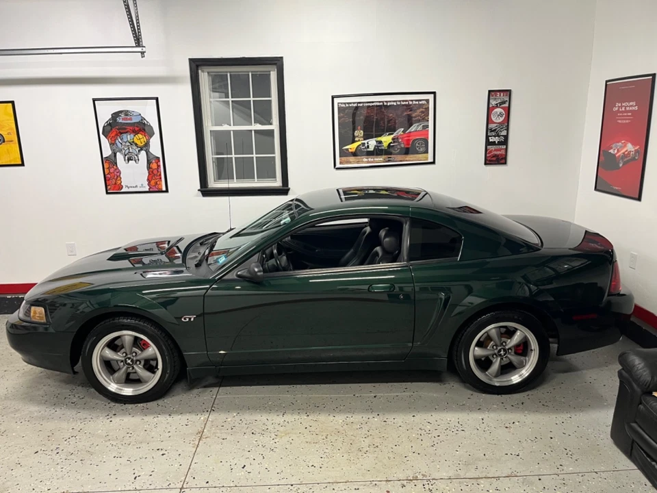 Ford Mustang GT Bullitt 2001 Foto 2 de 4