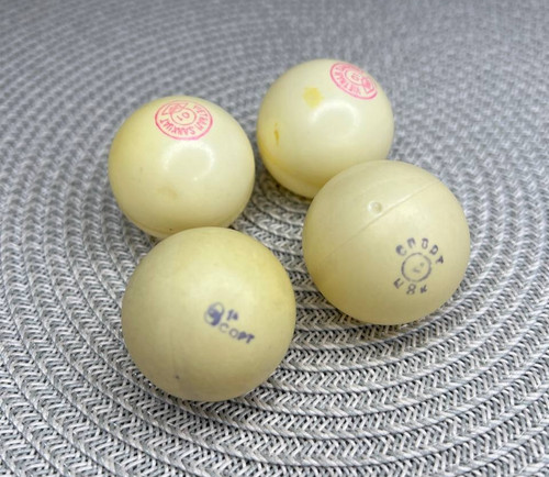 LOT VINTAGE USSR PING PONG TABLE TENNIS BALLS Vietnam