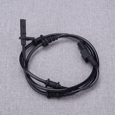 Front ABS Wheel Speed Sensor 2465402510 Ft for Mercedes W176 W246 W242 X156 Assy