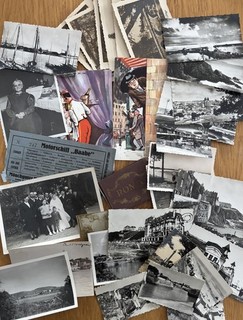 FOND DU TIROIR: Lot de Photos CPA mini carnets vieux papiers etc. 57 objets