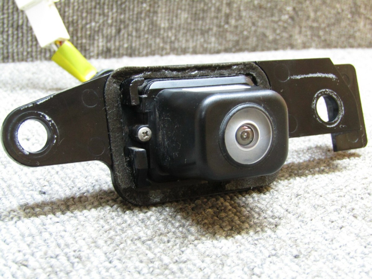TOYOTA純正BACK MONITOR SYSTEM (アクア用) s-l1200.jpg