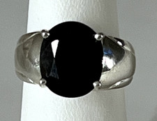 925 STERLING SIVER BLUE SPINEL RING SIZE 6