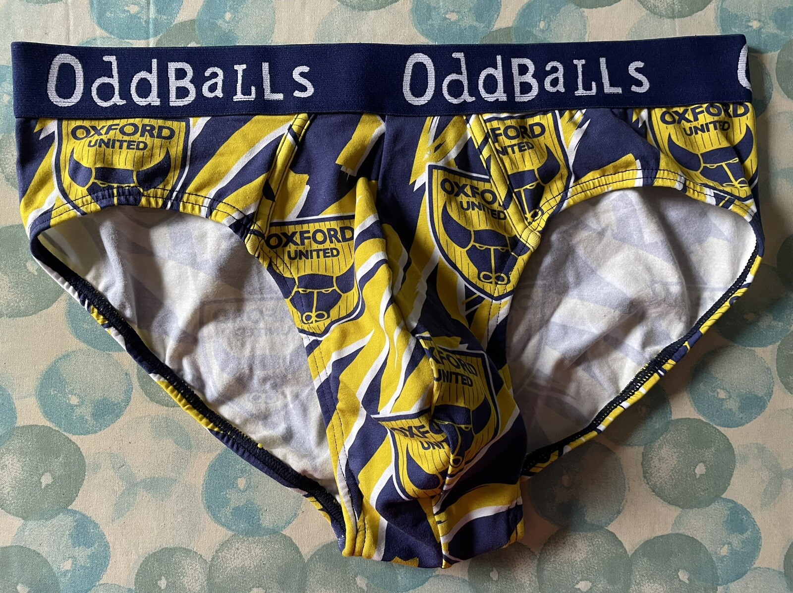Oxford UNITED Medium Men’s Oddballs FOOTBALL Brief 2830 Inch Waist eBay