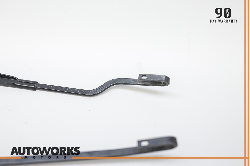 1016 Porsche Panamera Hybrid S Front Windshield Washer Wiper Arm Blade