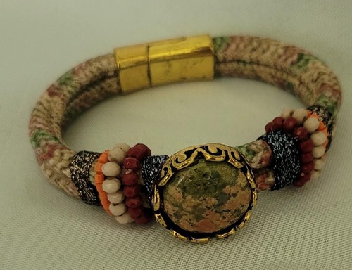 Pulsera Laura Janelle cerradura magnética - Imagen 2 de 3