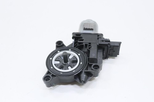 2019 - 2021 GENESIS G70 FRONT LEFT DOOR WINDOW REGULATOR MOTOR OEM 82450G9200 - Picture 4 of 9