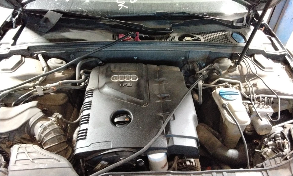 2013 Audi A4 2.0L Engine Motor OEM 176K Miles - LKQ432175586 - Image 2 of 4