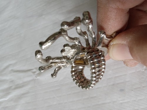 One Size Adjustable Spider Ring, Sparkly - Picture 10 of 10