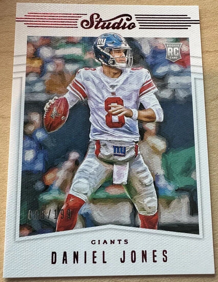 Daniel Jones 2019 Chronicles STUDIO /199 Red RC Rookie - Indianapolis Colts