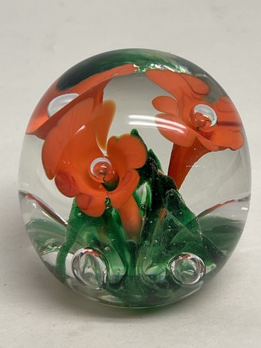St Clair Glass Paperweight Controlled Bubble Orange Flower - Picture 4 of 10