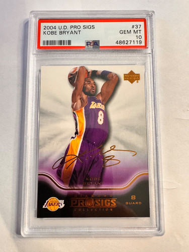 Kobe Bryant [Gold] #37 2004 Upper Deck Pro Sigs card