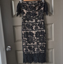 Express Floral Lace Off Shoulder Knee Length Dress Black/Beige Lined Size 0