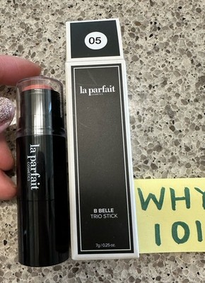 La Parfait  B-Belle Trio Stick Blush Lipstick & Eye 05 Pink/Peach .25oz/7g