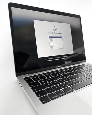 MacBook Pro 13 | 8 GB | 256 GB SSD | Quad-Core Intel i5 | Touchbar | OVP