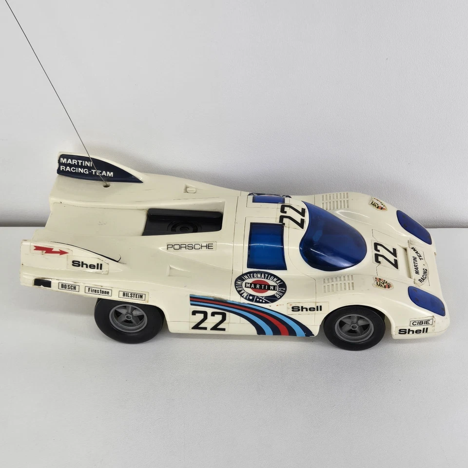 Asahi (Schuco) Porsche 917K Martini RC 1970S (No Remote) - Image 3 of 4