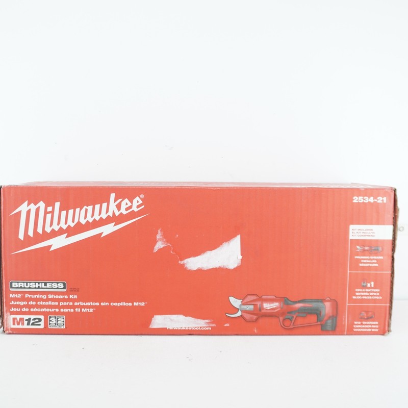 NEW- MILWAUKEE ELECTRIC - M12. BRUSHLESS PRUNING SHEARS KIT (OPEN BOX)