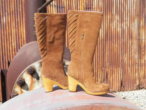 Nuovi stivali alti da donna UGG Rumer pelle scamosciata scuri castagno taglia US 7 UK 5 5 EU 38