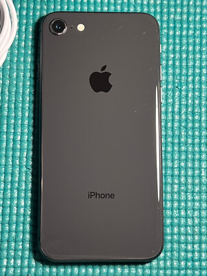 Apple iPhone 8 - 256GB - Space Gray (Unlocked) A1863 (CDMA + GSM