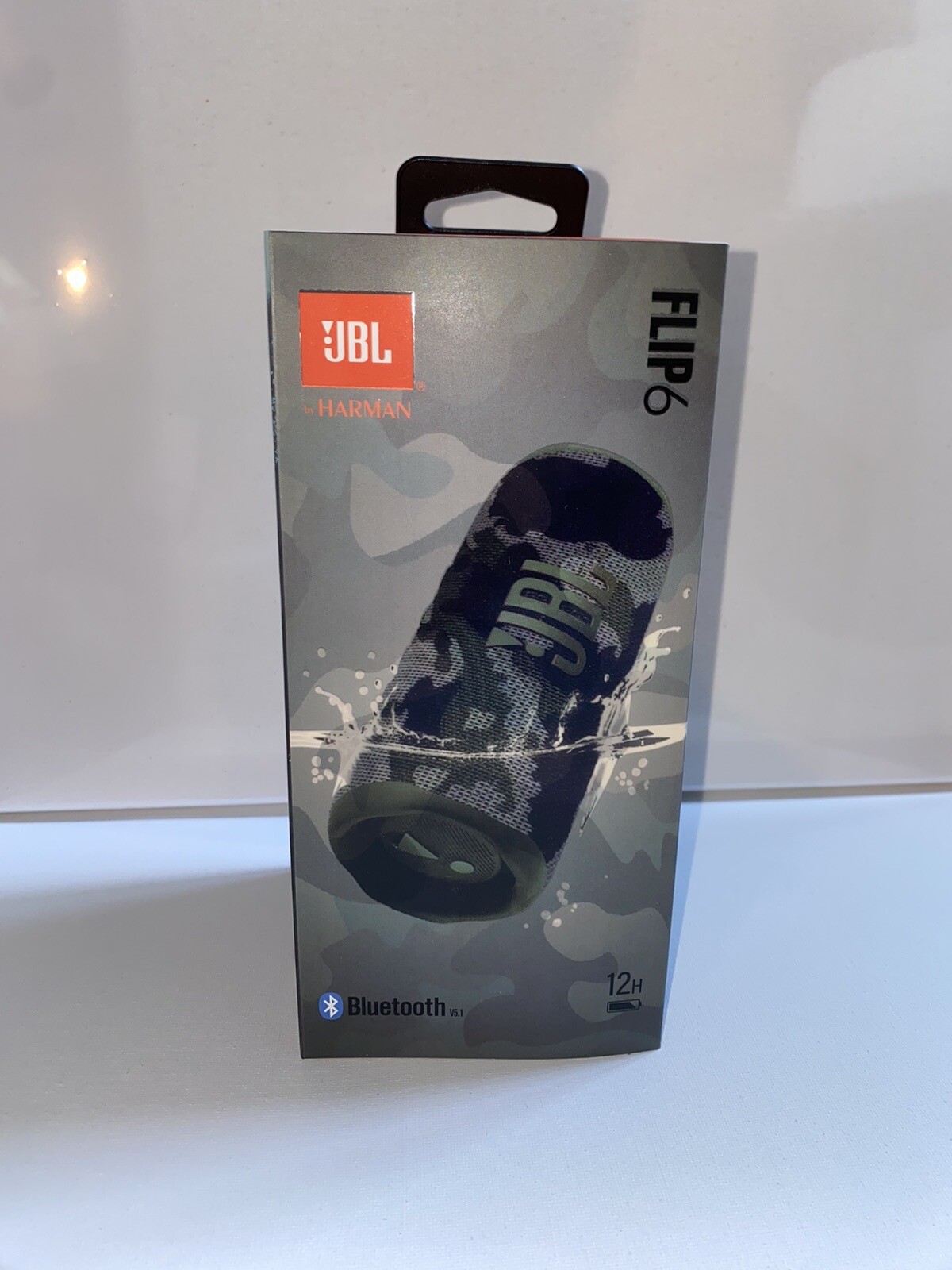 JBL FLIP6 Portable Bluetooth Speaker - Camo