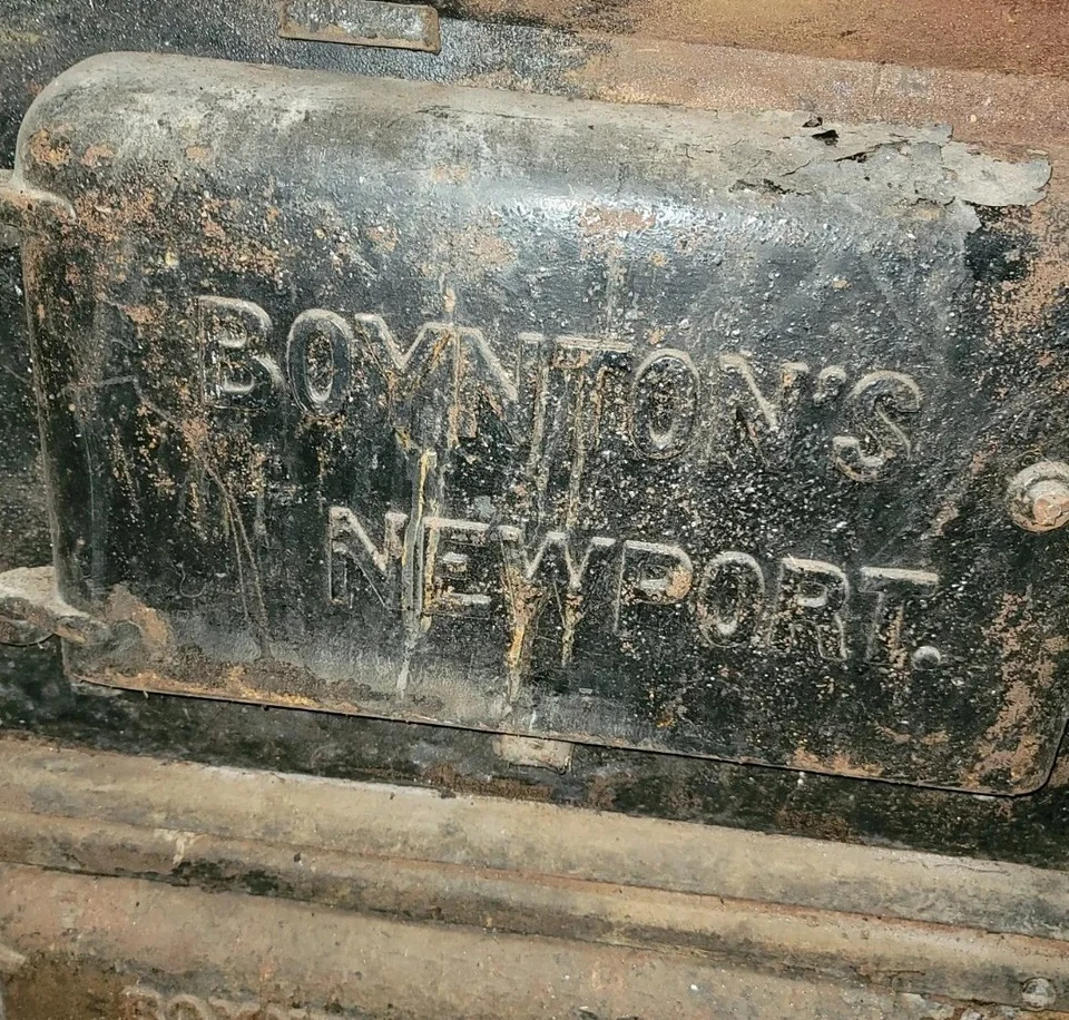 ANTIQUE Cast IRON Wood Cook Stove Gas Coal Rare In Need Of Love - Image 2 of 4